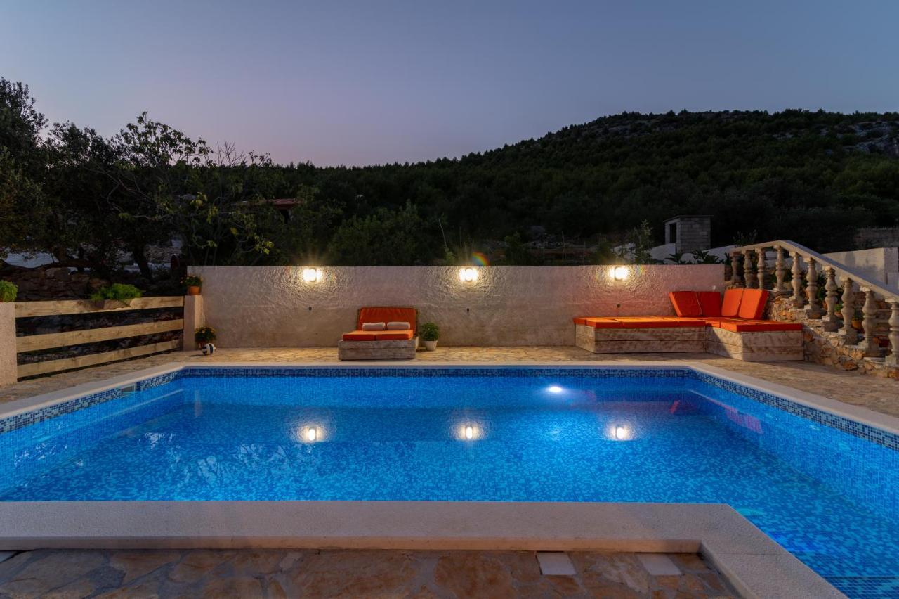 Eden Mediterranean House Vrsine Extérieur photo