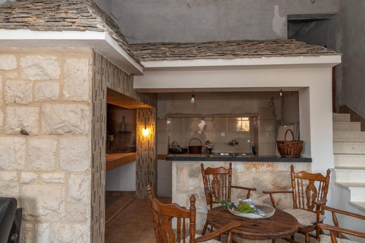 Eden Mediterranean House Vrsine Extérieur photo